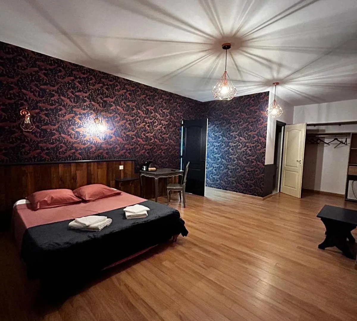 Relais De La Tour Bed & Breakfast Termes-d'Armagnac