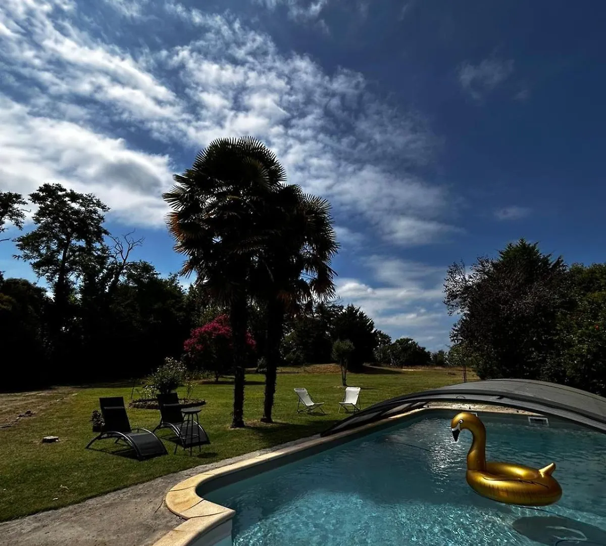 Relais De La Tour Bed & Breakfast Termes-d'Armagnac