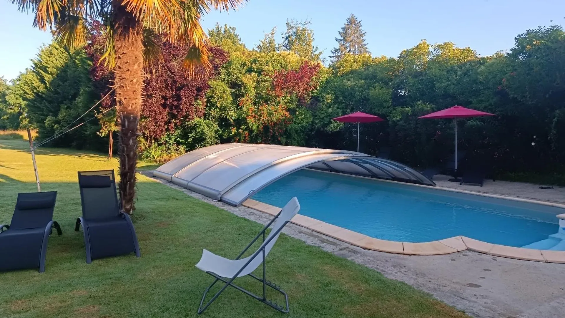 Relais De La Tour Bed & Breakfast Termes-d'Armagnac 0*,